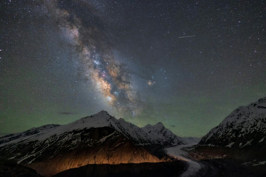 pexels-photo-18646436-18646436-1 A breathtaking view of the Milky Way over snowy peaks in Zanskar, India. Perfect for stargazing enthusiasts.